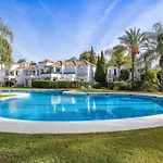 Апартаменты Oleholidays Senorio Gonzaga Junto A Puerto Banus