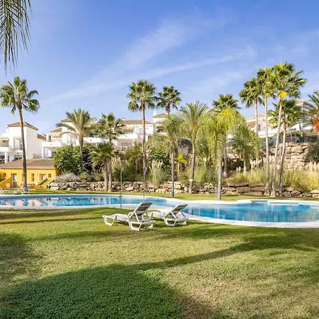 Oleholidays Senorio Gonzaga Junto A Puerto Banus Марбелья