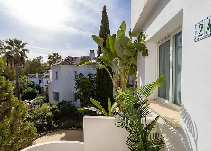 Oleholidays Senorio Gonzaga Junto A Puerto Banus Daire Marbella